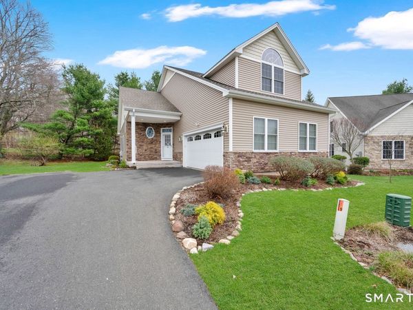 18 Adenas, Unit 18, Glastonbury, CT 06033