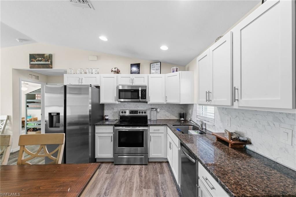 3113 Pebble Ln , Labelle, FL 33935 Photo