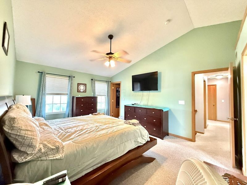 4593 Edgarton Drive, Grove City, OH 43123 Photo 10