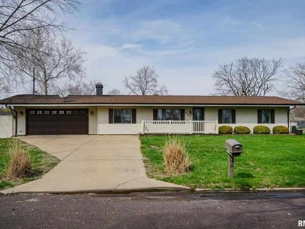 2307 W CINDY Lane, Peoria, IL 61614