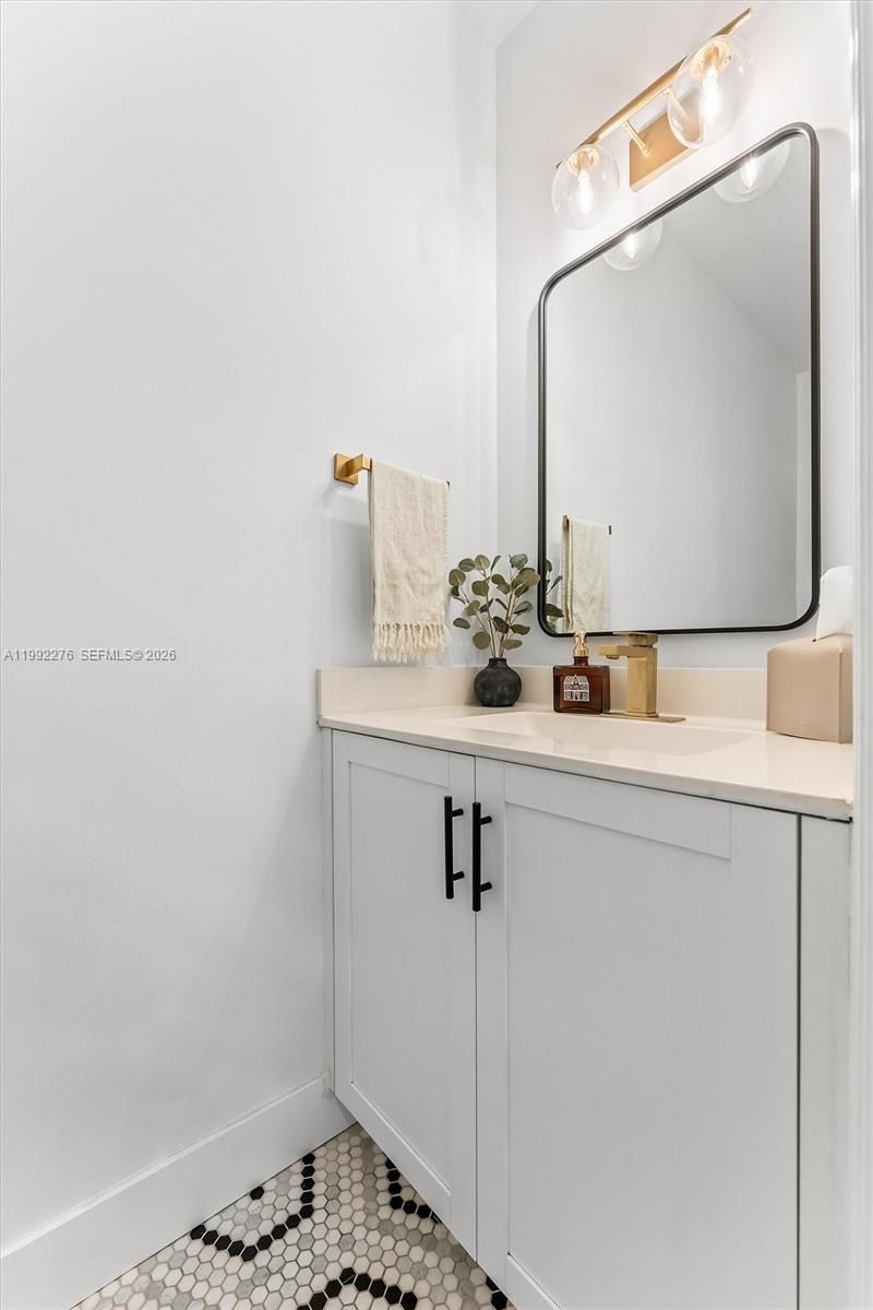 10487 W 34th Ct, Hialeah, FL 33018 Photo