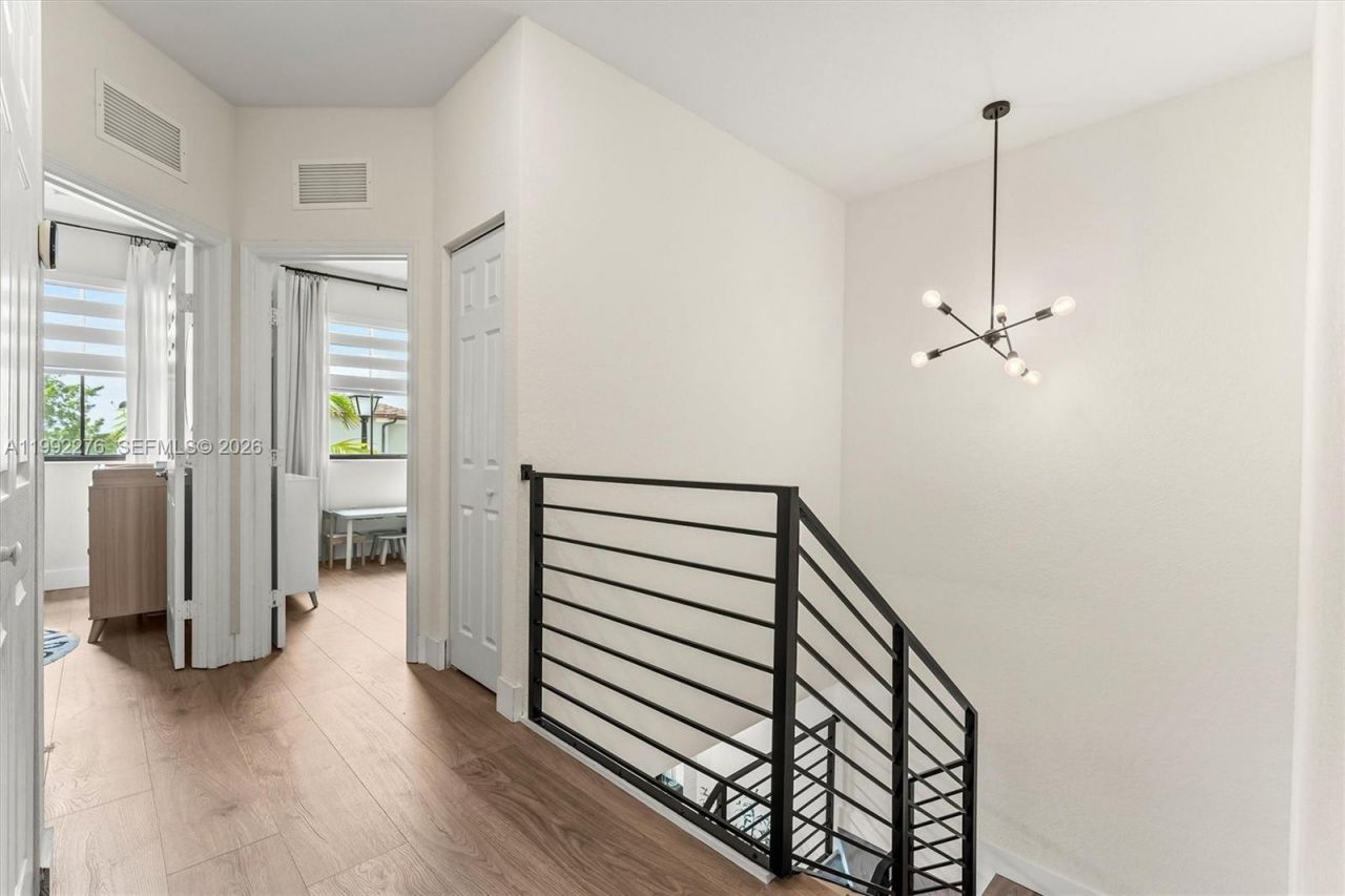 10487 W 34th Ct, Hialeah, FL 33018 Photo