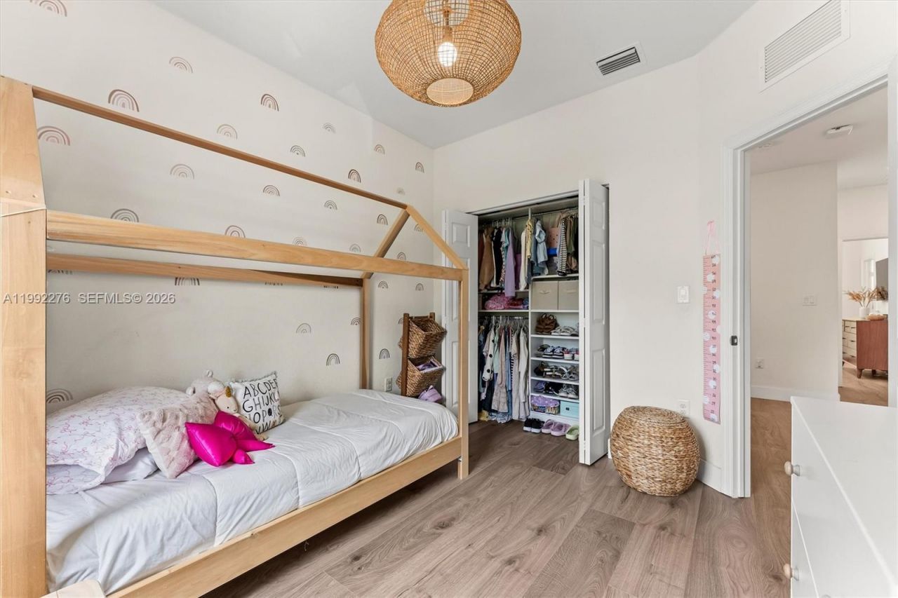 10487 W 34th Ct, Hialeah, FL 33018 Photo