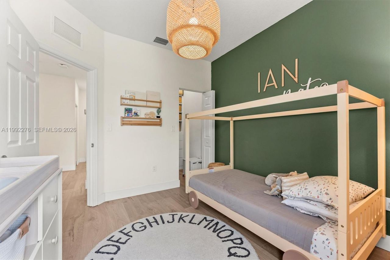 10487 W 34th Ct, Hialeah, FL 33018 Photo