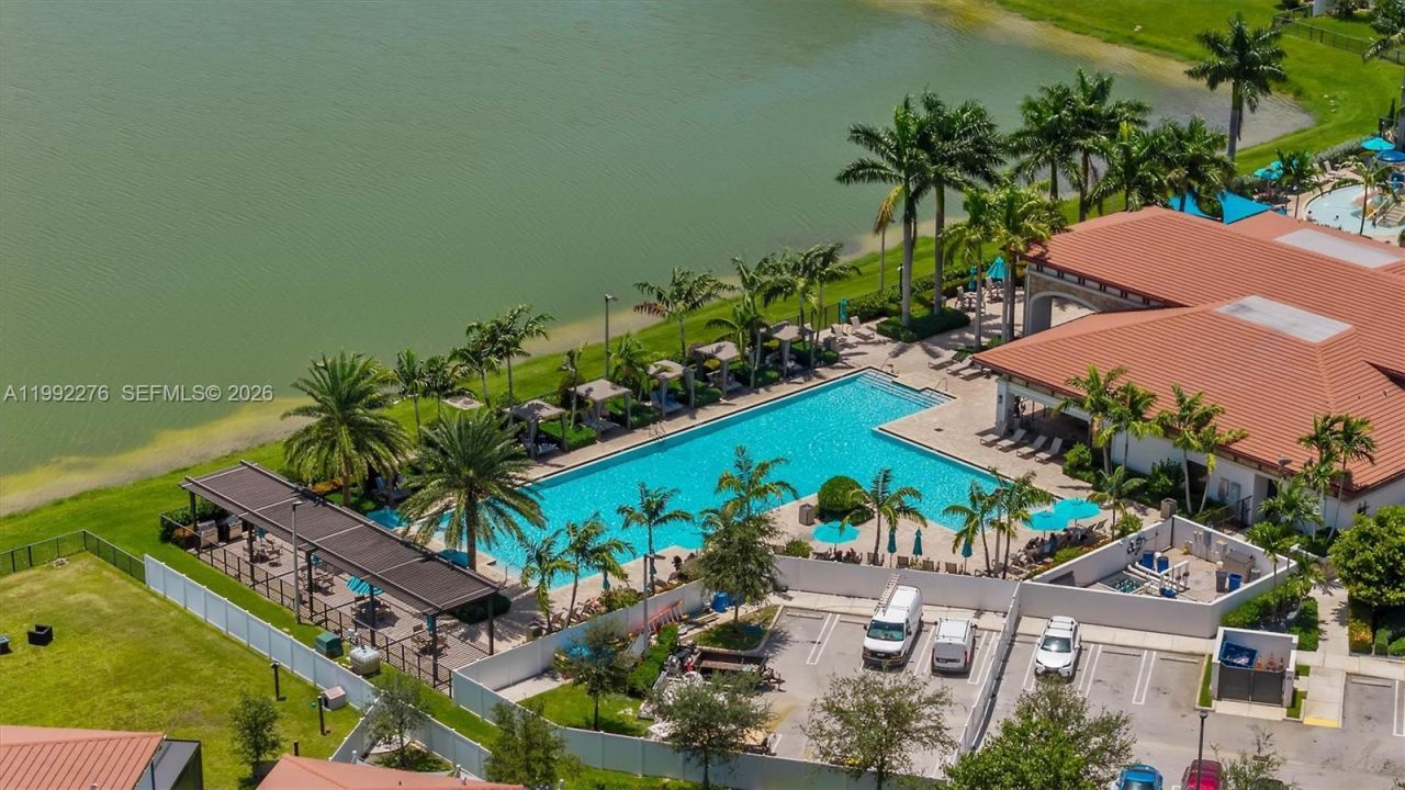 10487 W 34th Ct, Hialeah, FL 33018 Photo