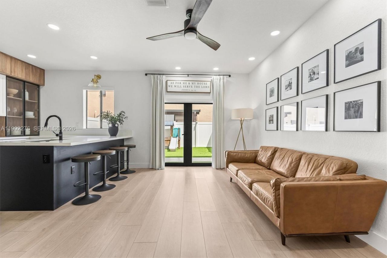 10487 W 34th Ct, Hialeah, FL 33018 Photo