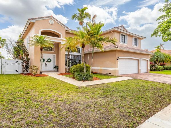 337 SW 188th Terrace, Pembroke Pines, FL 33029