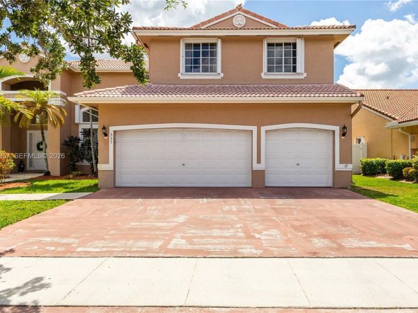 337 SW 188th Terrace, Pembroke Pines, FL 33029