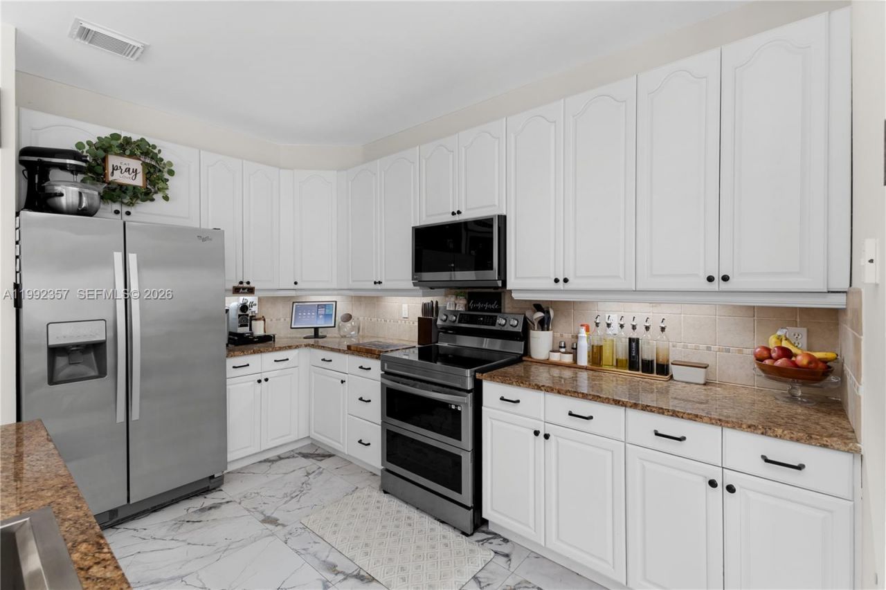 337 SW 188th Terrace, Pembroke Pines, FL 33029 Photo