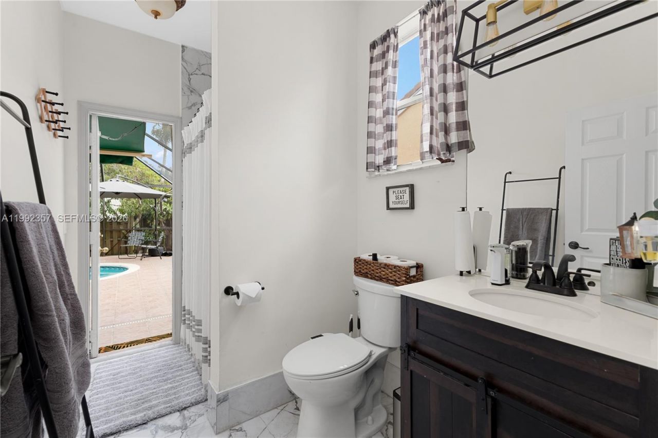 337 SW 188th Terrace, Pembroke Pines, FL 33029 Photo