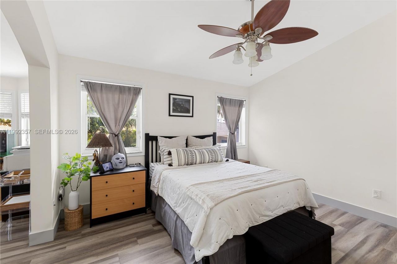 337 SW 188th Terrace, Pembroke Pines, FL 33029 Photo