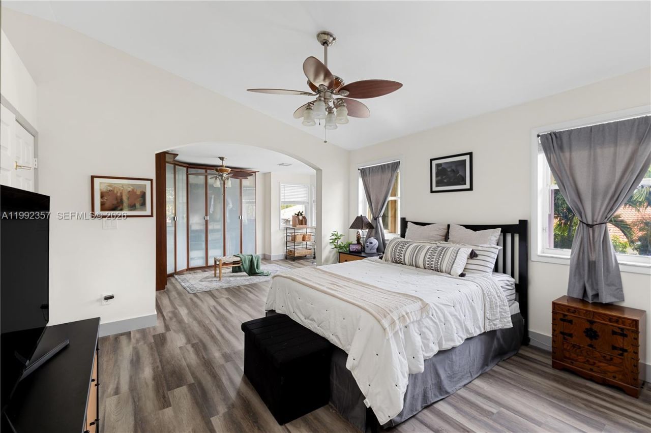 337 SW 188th Terrace, Pembroke Pines, FL 33029 Photo