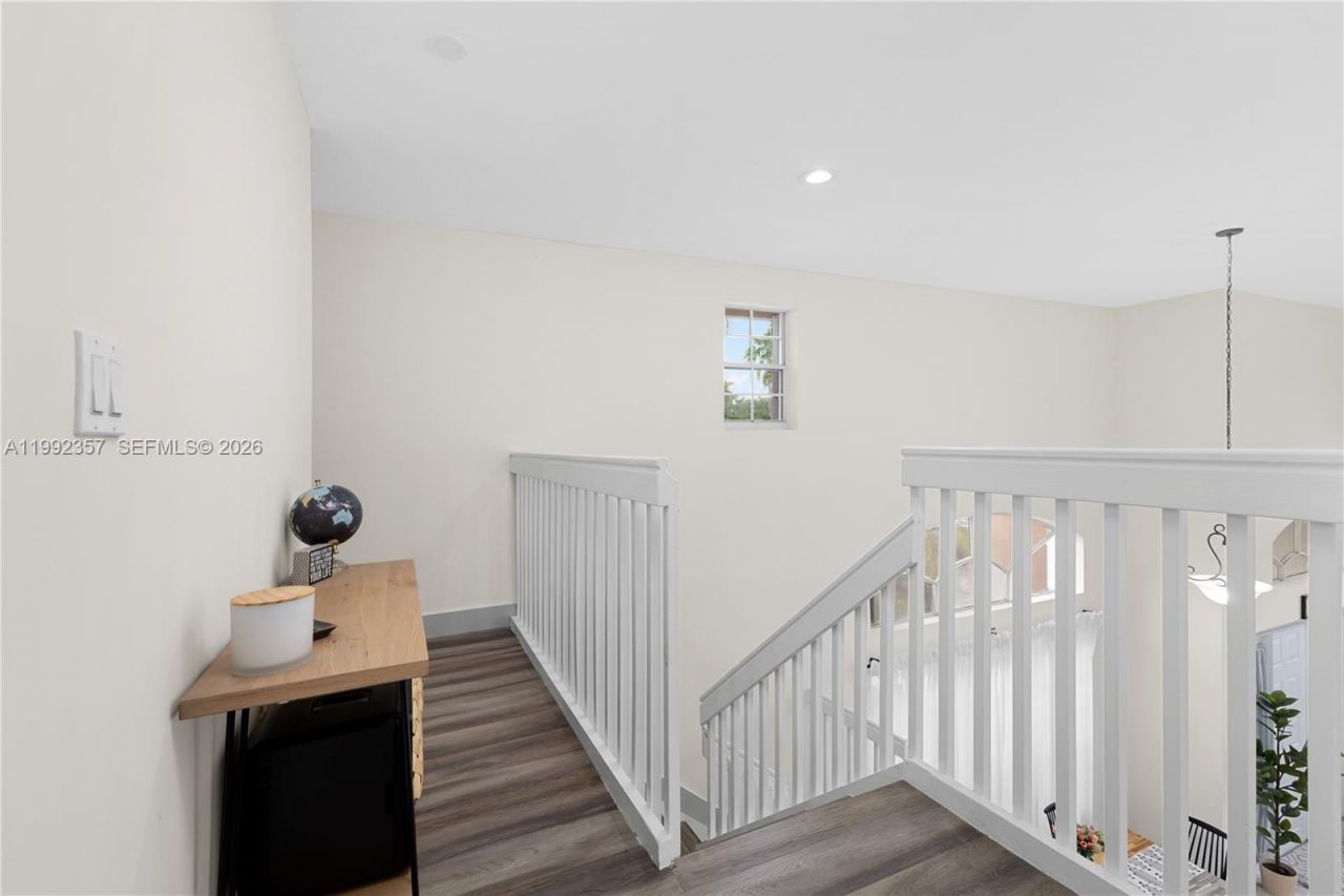 337 SW 188th Terrace, Pembroke Pines, FL 33029 Photo