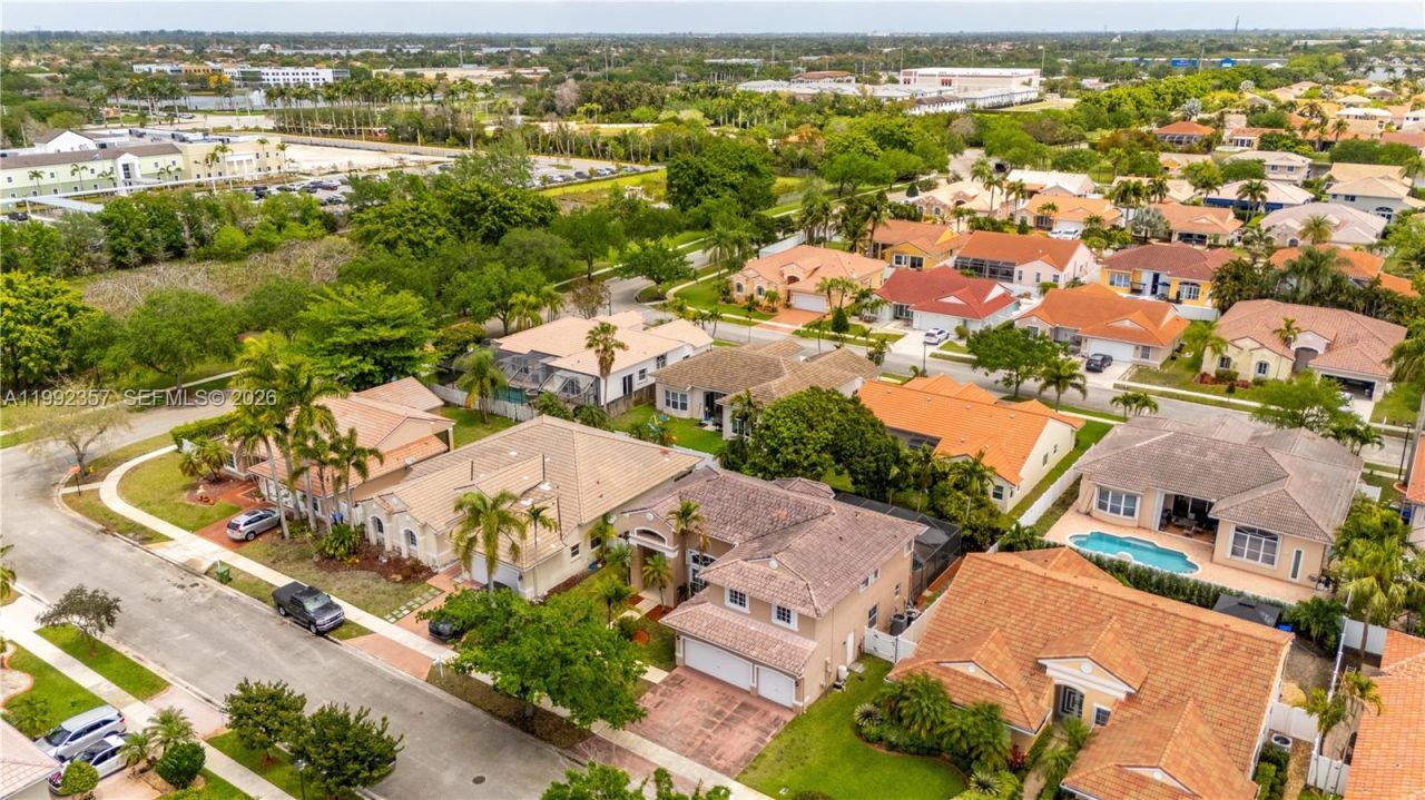 337 SW 188th Terrace, Pembroke Pines, FL 33029 Photo