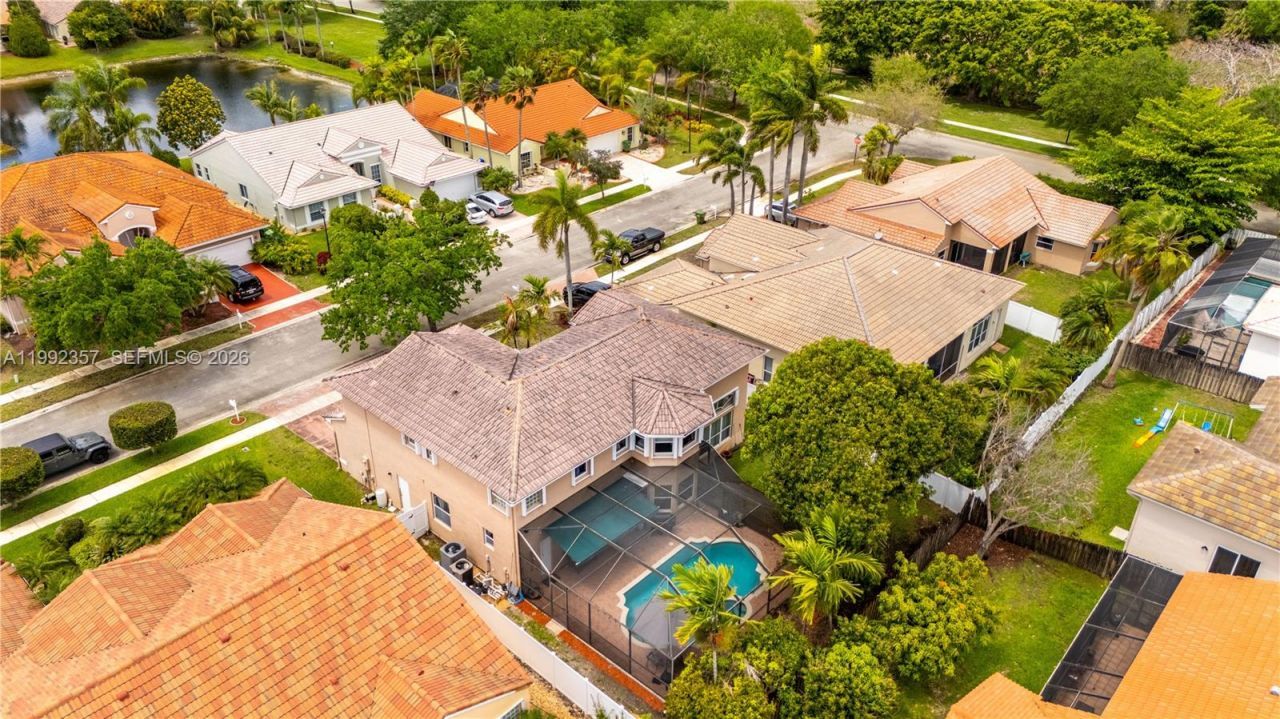 337 SW 188th Terrace, Pembroke Pines, FL 33029 Photo