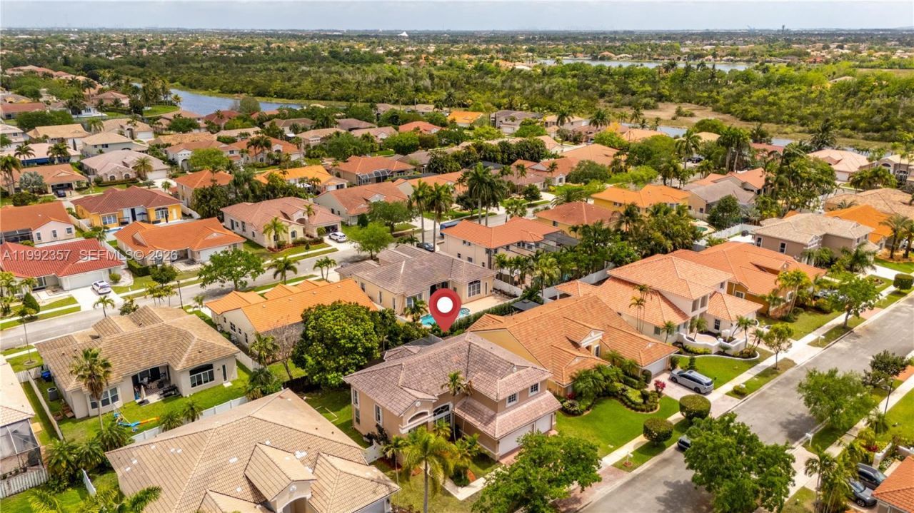 337 SW 188th Terrace, Pembroke Pines, FL 33029 Photo