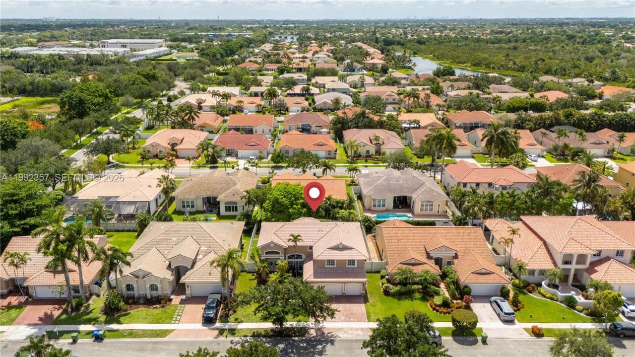 337 SW 188th Terrace, Pembroke Pines, FL 33029 Photo