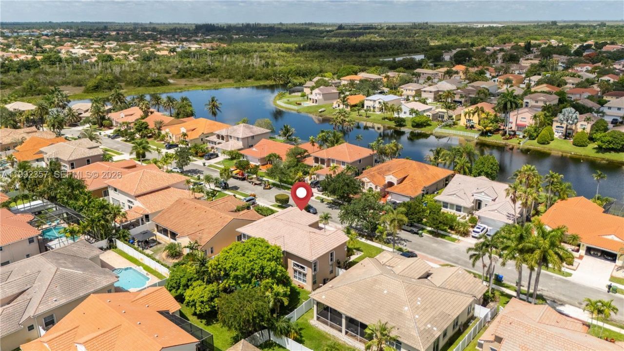 337 SW 188th Terrace, Pembroke Pines, FL 33029 Photo