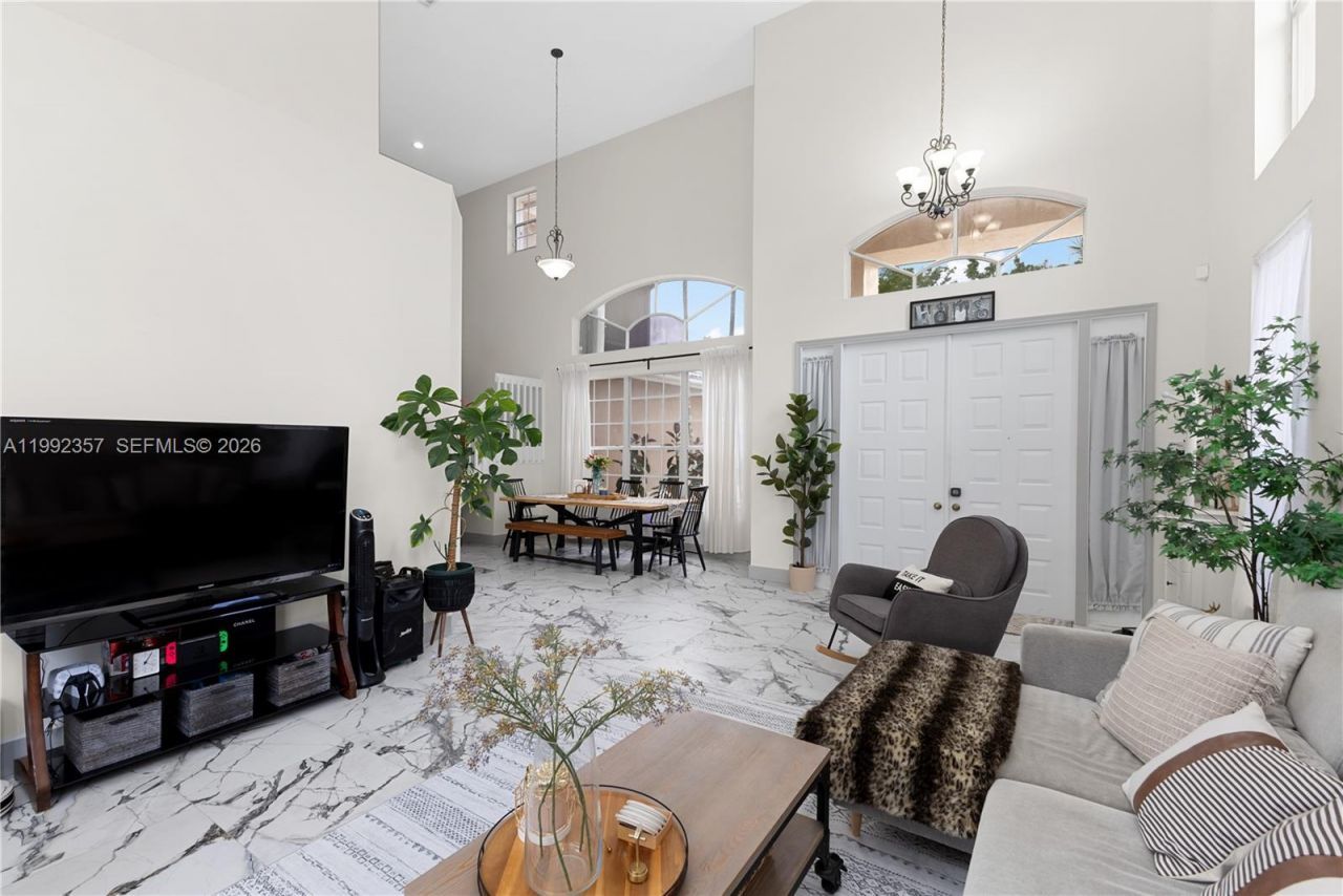 337 SW 188th Terrace, Pembroke Pines, FL 33029 Photo