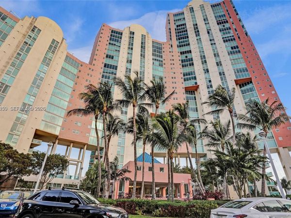 3370 Hidden Bay Dr , Unit 1914, Aventura, FL 33180