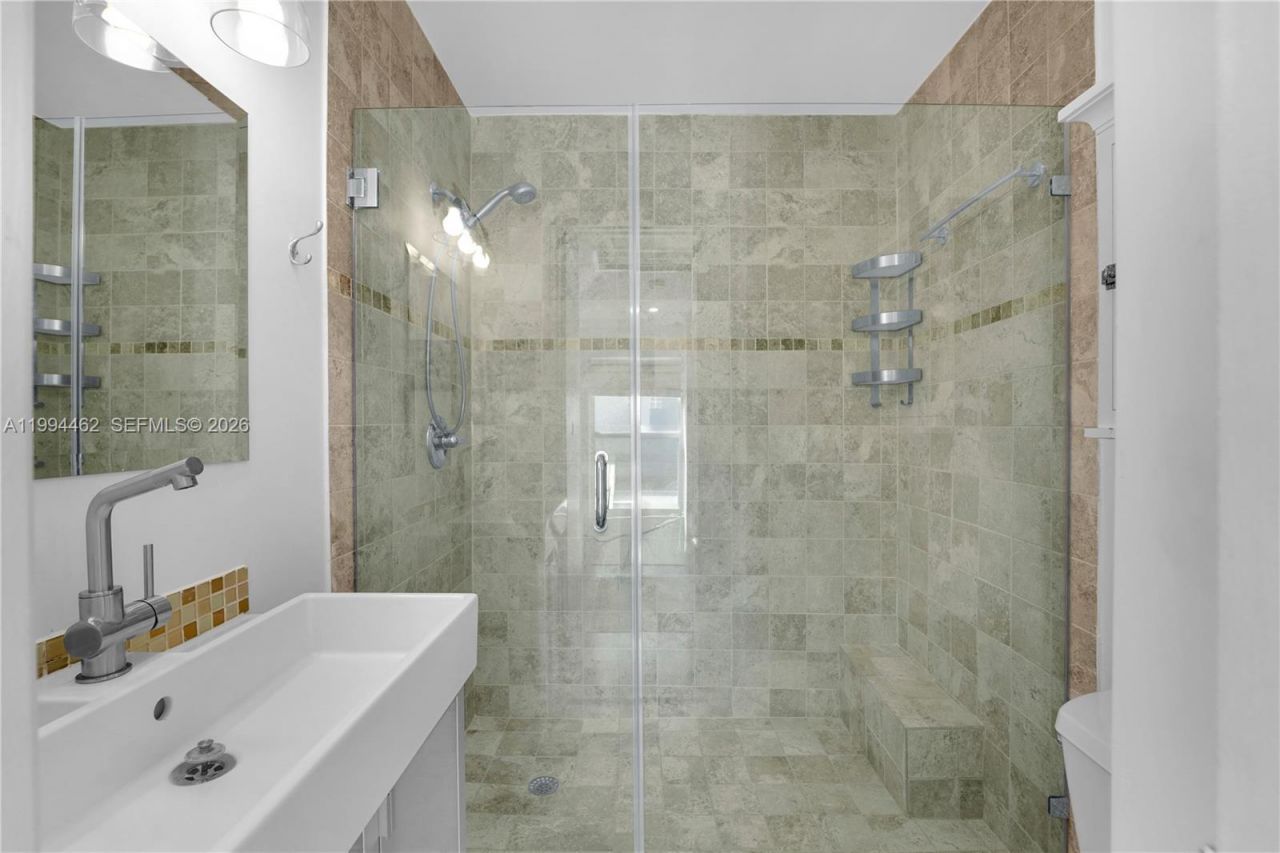 335 Virginia St, Hollywood, FL 33019 Photo