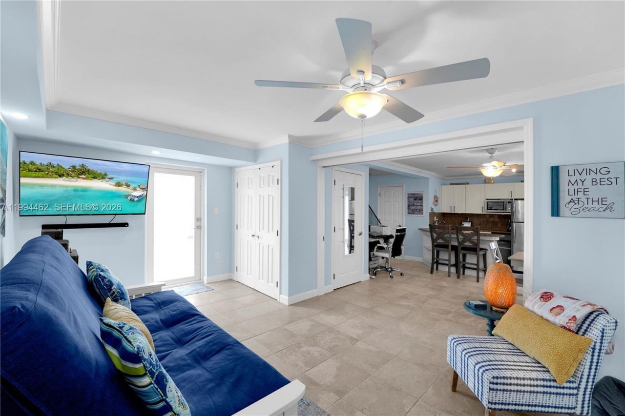 335 Virginia St, Hollywood, FL 33019 Photo