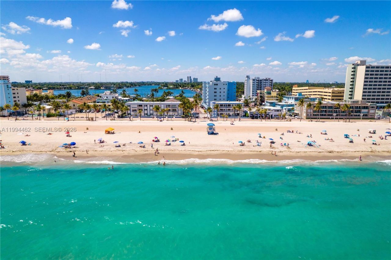 335 Virginia St, Hollywood, FL 33019 Photo