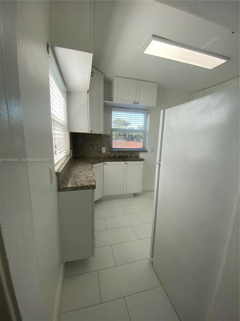 2833 SW 38th Ave, Unit 2833, Miami, FL 33134 Photo