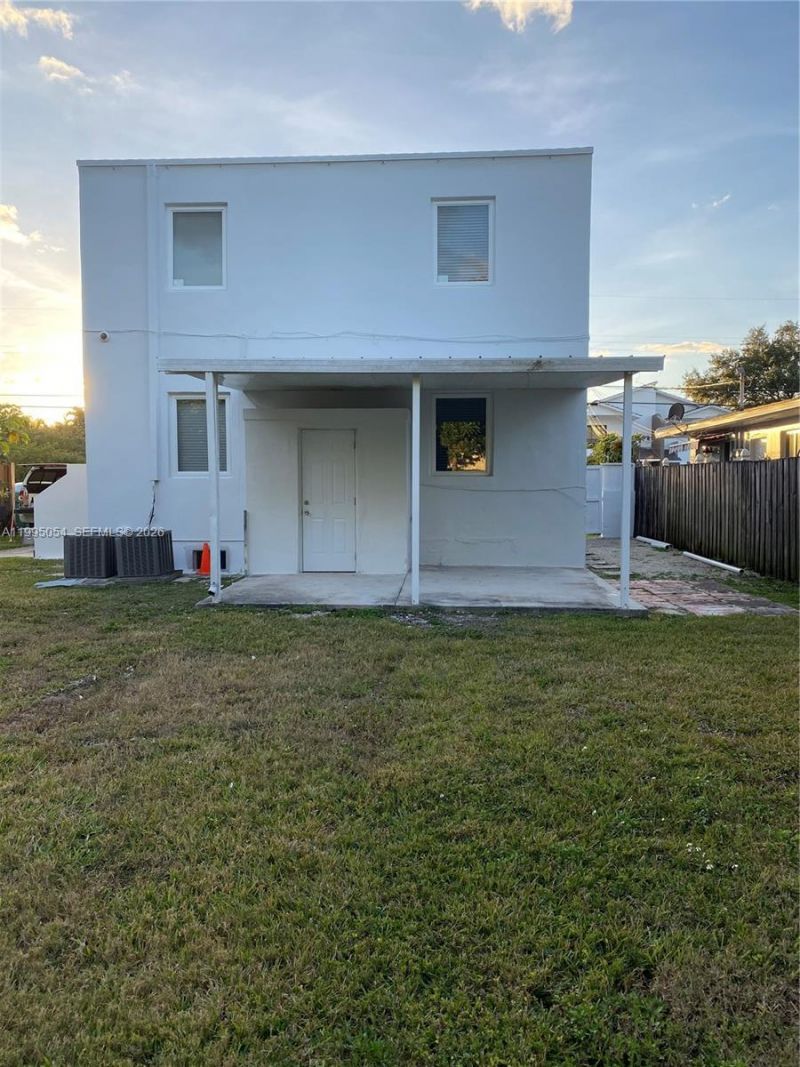2833 SW 38th Ave, Unit 2833, Miami, FL 33134 Photo