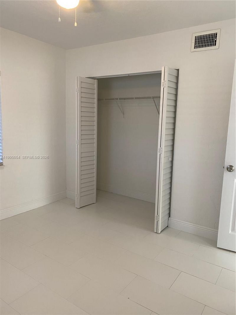 2833 SW 38th Ave, Unit 2833, Miami, FL 33134 Photo