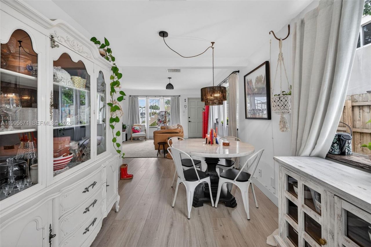 4525 NE 21st Ave, Unit 1, Fort Lauderdale, FL 33308 Photo