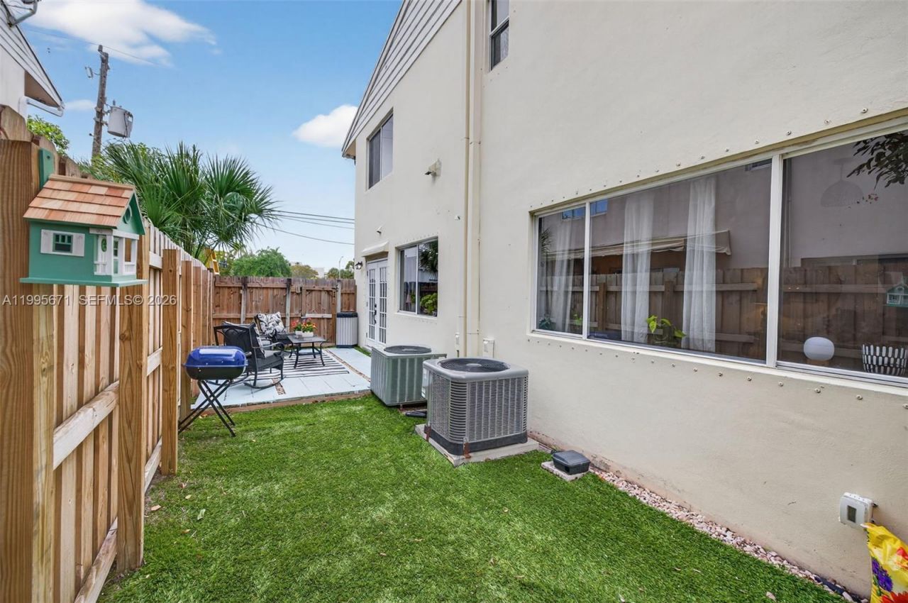 4525 NE 21st Ave, Unit 1, Fort Lauderdale, FL 33308 Photo