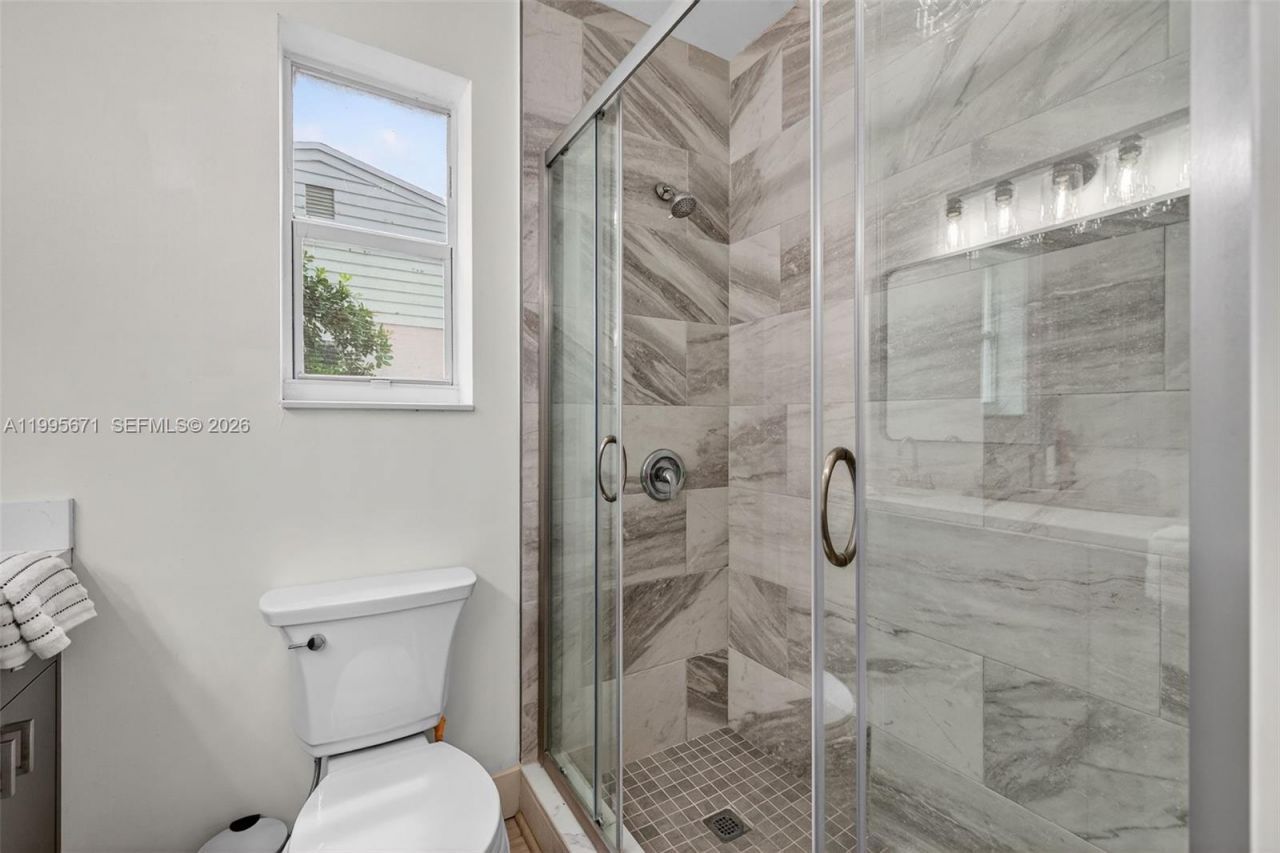 4525 NE 21st Ave, Unit 1, Fort Lauderdale, FL 33308 Photo