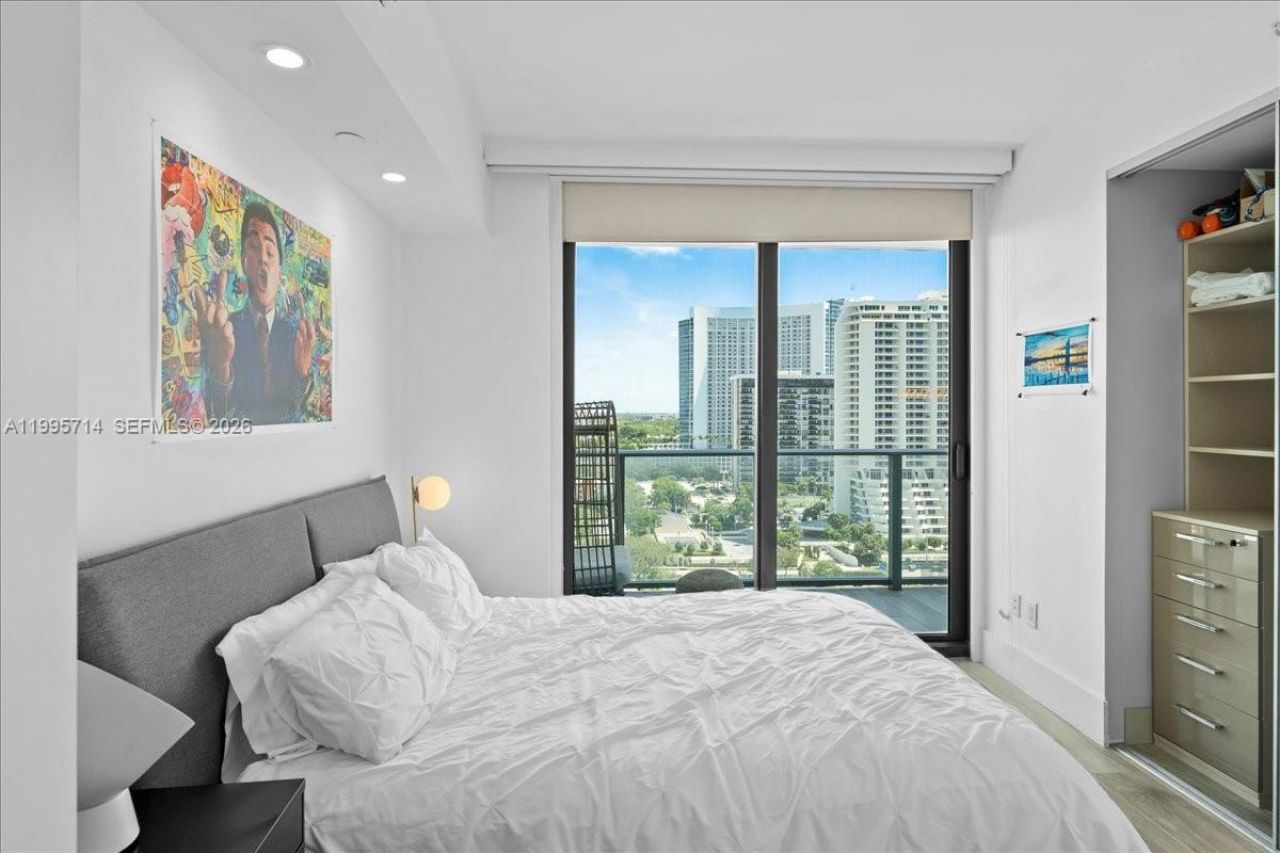 501 NE 31st St, Unit 1201, Miami, FL 33137 Photo