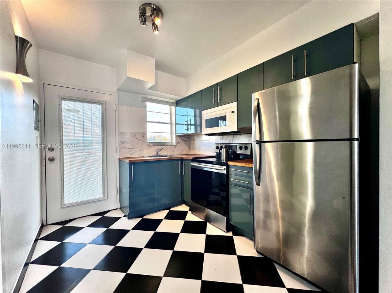 851 Meridian Ave, Unit 53, Miami Beach, FL 33139 Photo