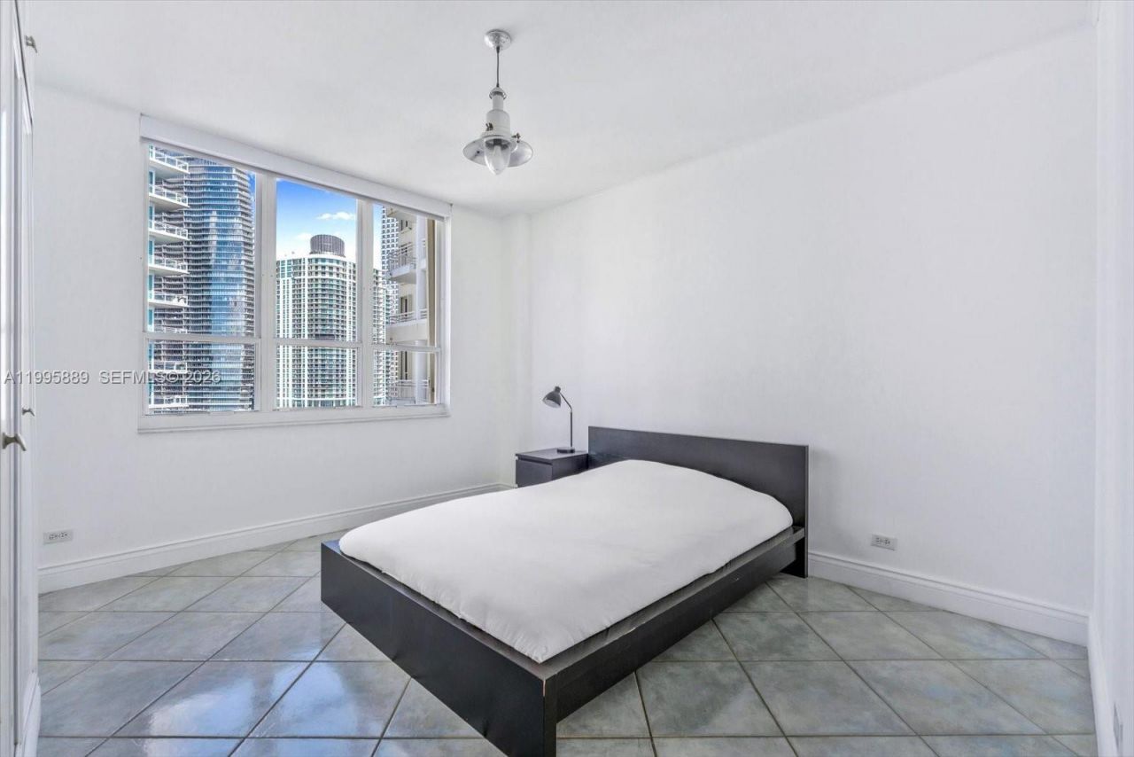 888 Brickell Key Dr , Unit 2201, Miami, FL 33131 Photo