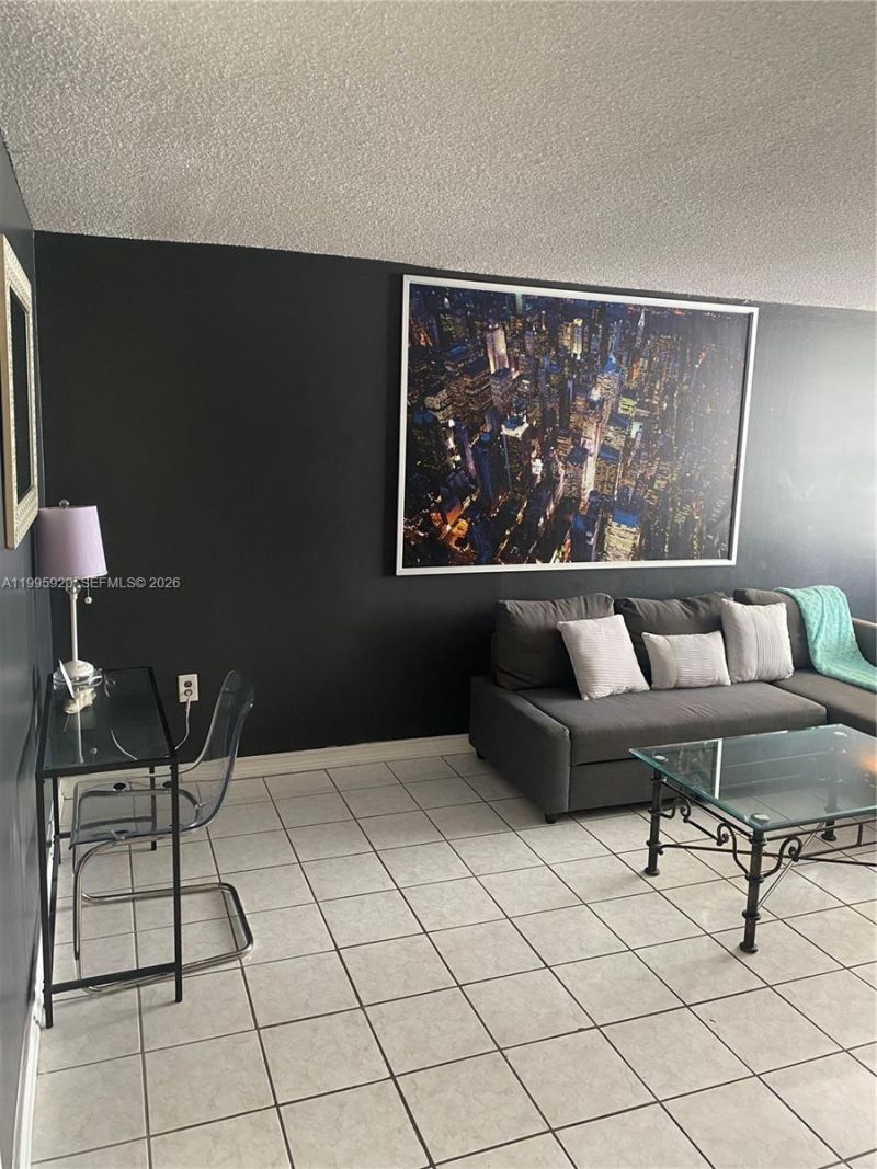 1732 Meridian Ave, Unit 504, Miami Beach, FL 33139 Photo