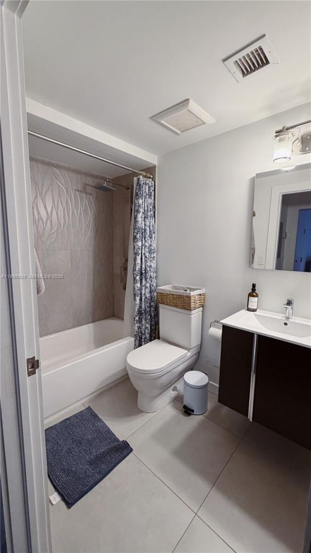 551 Michigan Ave, Unit 221, Miami Beach, FL 33139 Photo