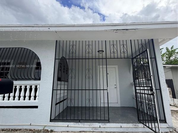 2250 NW 103rd St, Unit B, Miami, FL 33147