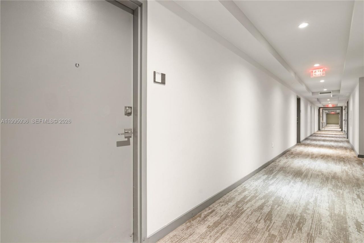 5300 NW 85th St, Unit 1511, Doral, FL 33166 Photo