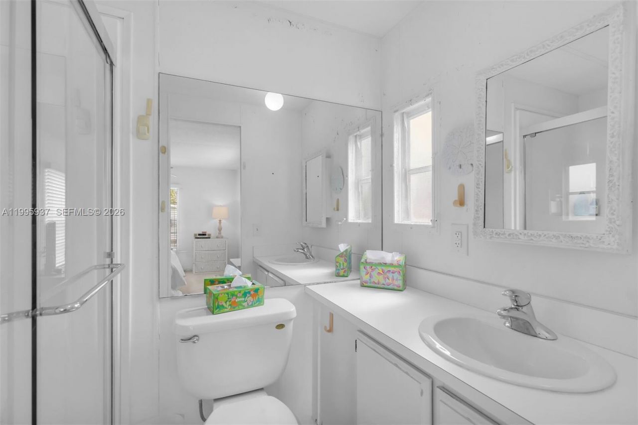 812 S Silver Cir, Key Largo, FL 33037 Photo