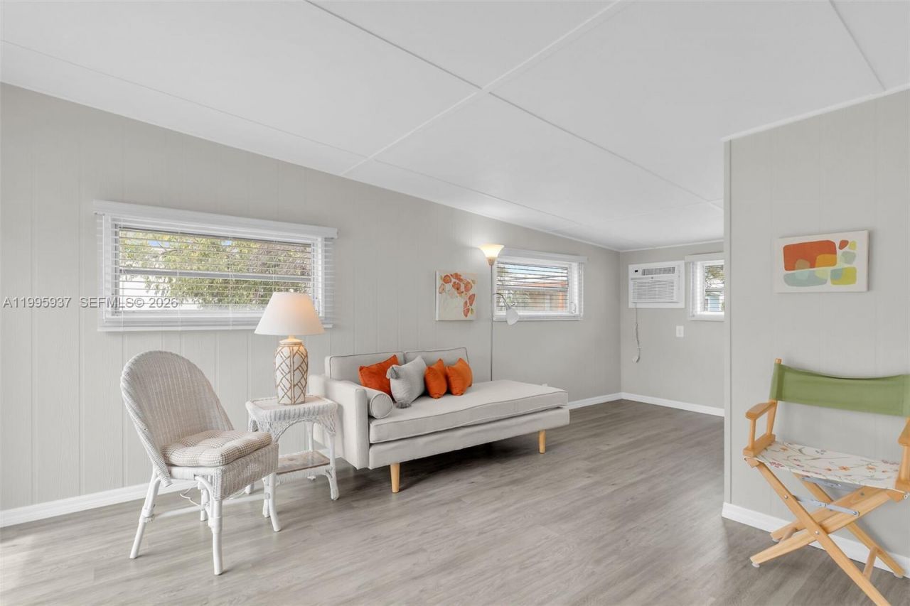812 S Silver Cir, Key Largo, FL 33037 Photo