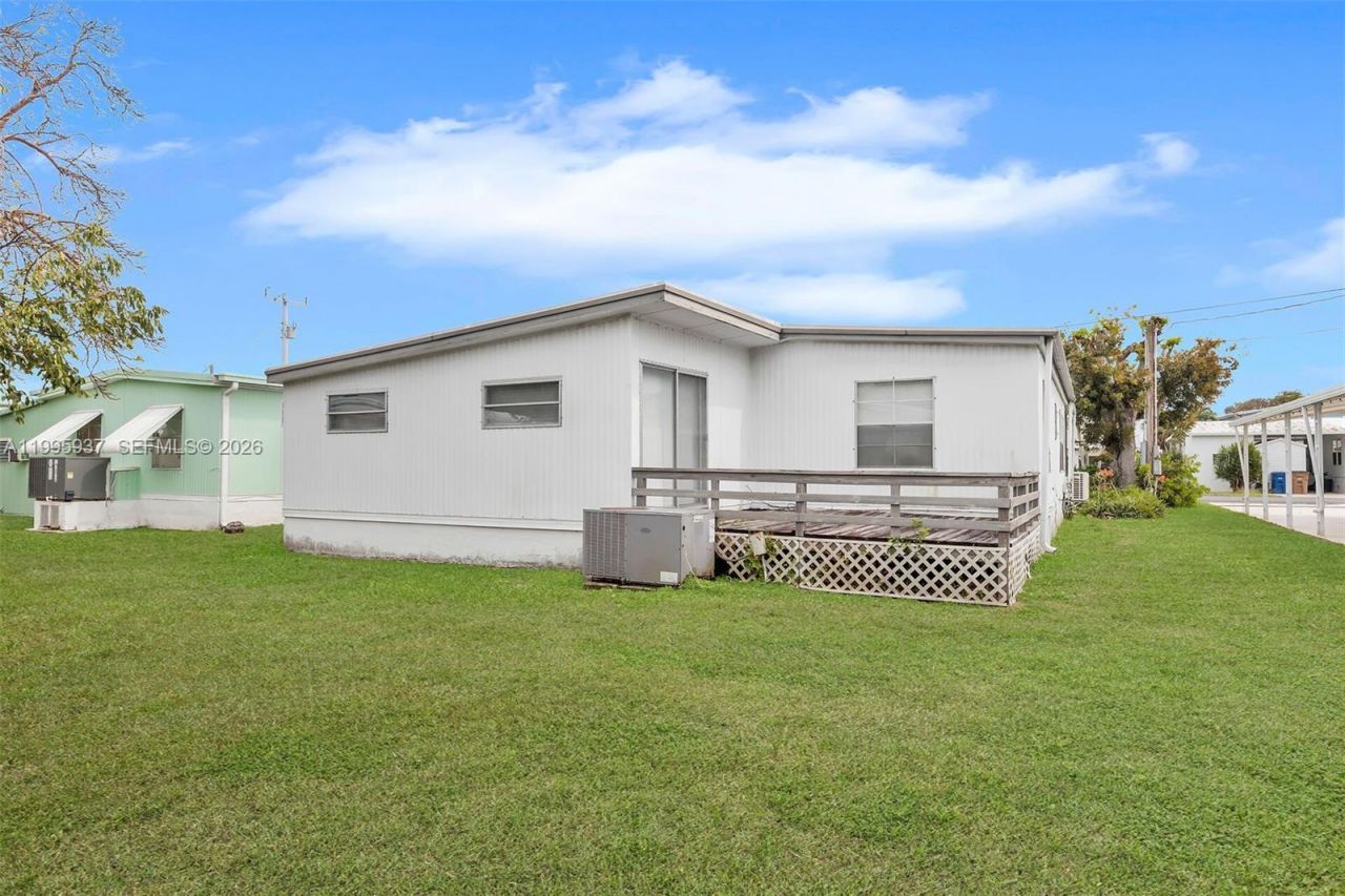 812 S Silver Cir, Key Largo, FL 33037 Photo