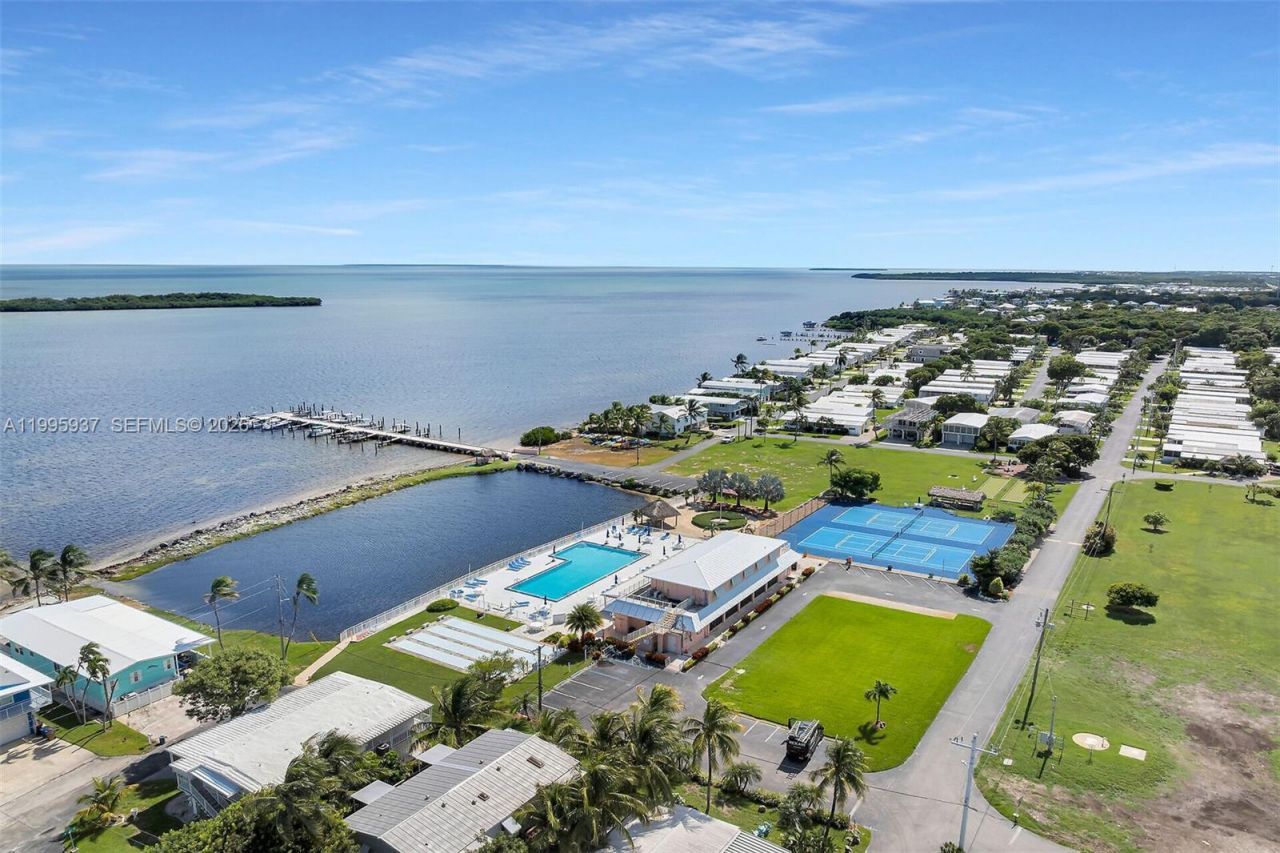812 S Silver Cir, Key Largo, FL 33037 Photo