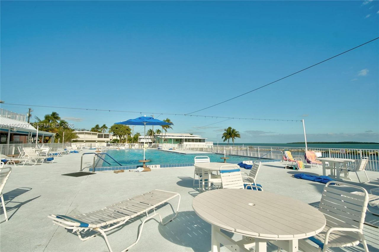 812 S Silver Cir, Key Largo, FL 33037 Photo