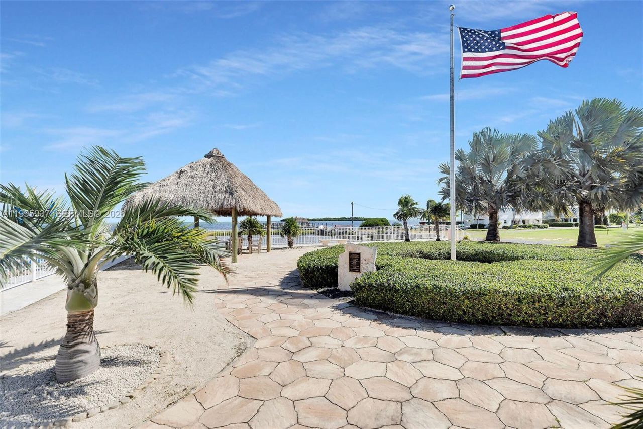 812 S Silver Cir, Key Largo, FL 33037 Photo