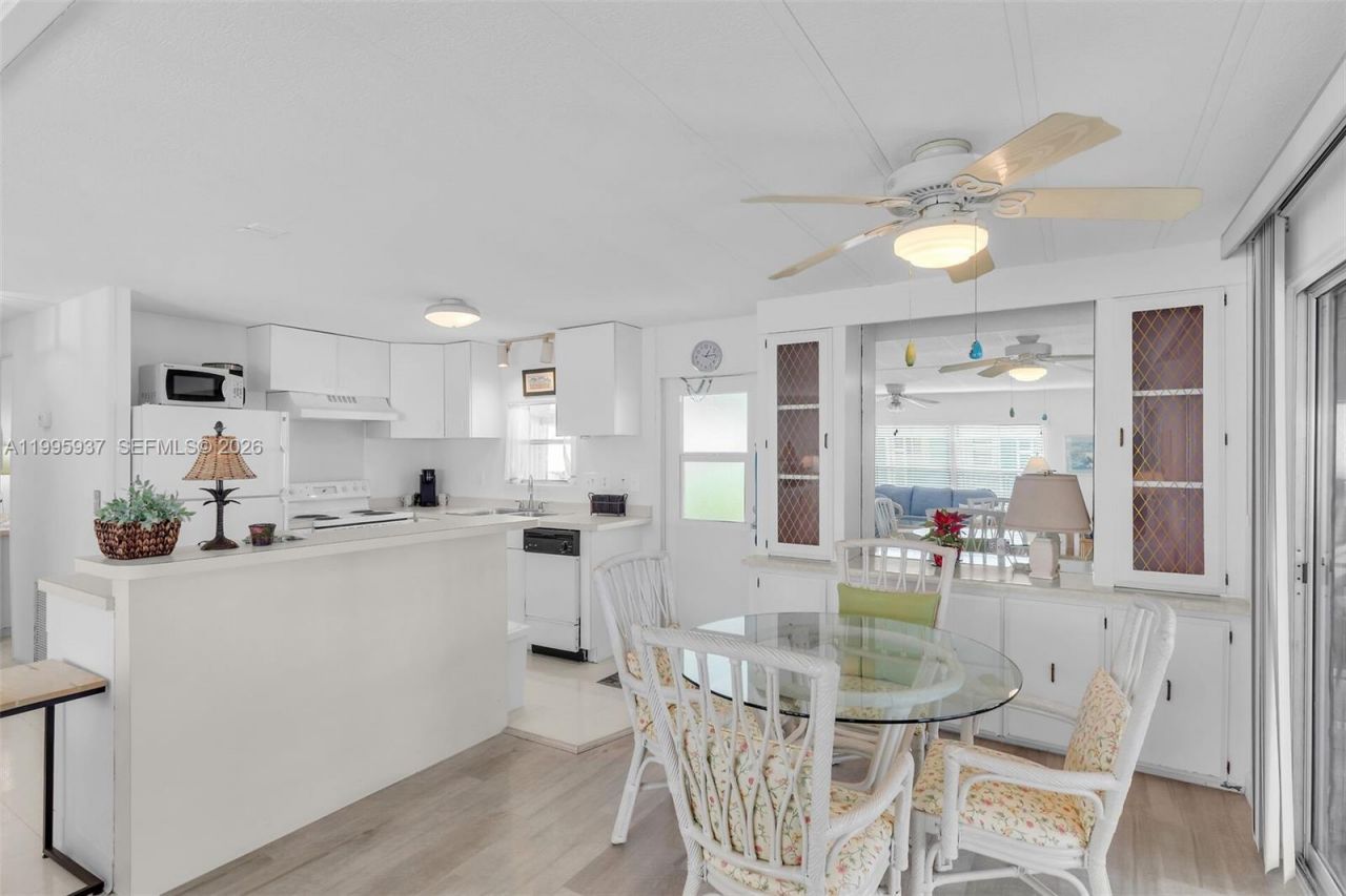 812 S Silver Cir, Key Largo, FL 33037 Photo