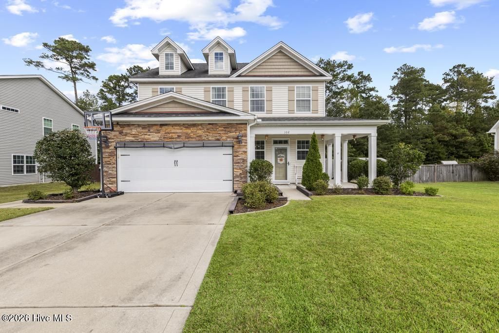 106 Mullholland Place, Jacksonville, NC 28540 Main Photo