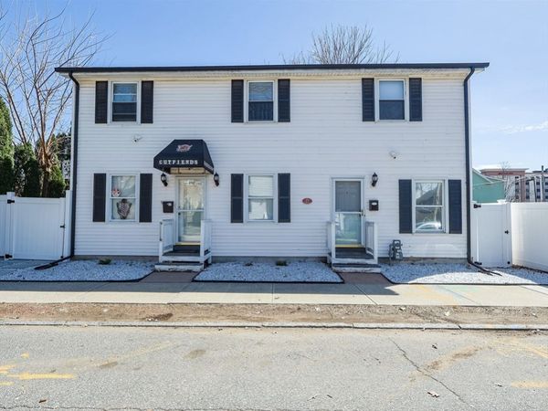 17 Lombard St, Springfield, MA 01105
