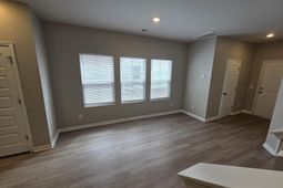 8034 Reagan Way photo 4